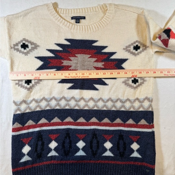 American Eagle Aztec Knit Women’s Sweater - Picture 7 of 9